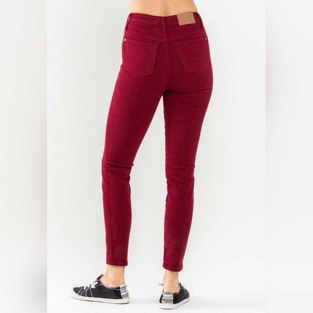 Judy Blue High Rise Maroon Skinny Denim Jeans Red Stretch Classic Size 5/27 NWT - Picture 11 of 12